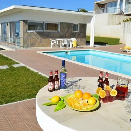 Prestigious Location Overlooking The Stunning In Willa Foz do Arelho